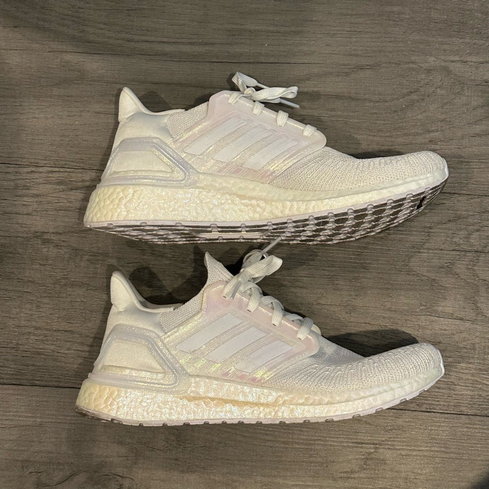 Adidas ultra boost 20 iridescent white size men’s 8.5